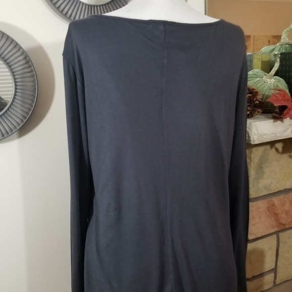 Charming Charlie sz med top lightweight  gray - Picture 3 of 10